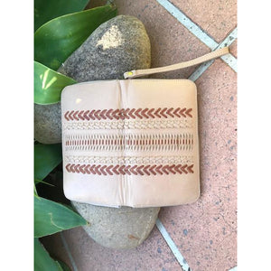 Arwen Clutch. - Unique Imports brought to you by Pablo & Kerrie Wijaya