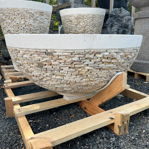 Large Onyx bowls. - Unique Imports