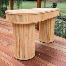 Load image into Gallery viewer, Rattan Rio Oval Console.